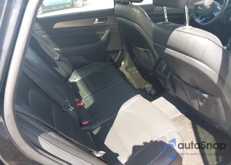 2015 Hyundai Sonata Limited 2.0T z USA, uszkodzony, nr VIN 5NPE34AB5FH249796